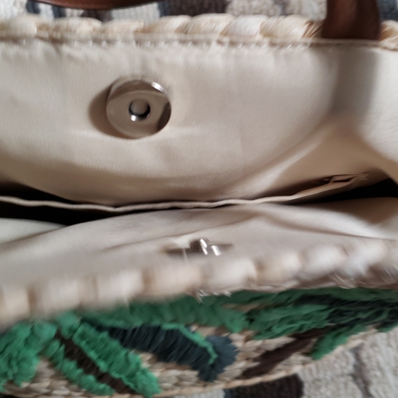 NEW Green And Cream Straw Handbag/Tote - Picture 12 of 12